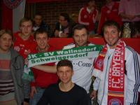 Thomas Müller besuchte am 09.12.2012 den FC Bayern-Fanclub "RedWhiteChina" in Dietfurt. Eine Autogrammkarte hat leider nicht mehr raus geschaut für uns, aber dafür ein Foto mit dem FC Bayern-Spieler.